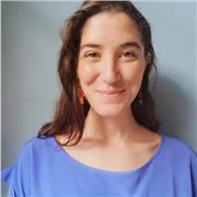 Profesora de español nativo con experiencia en enseñanza a extranjeros ofrece clases de español teóricas, prácticas y/o de conversación y de preparación de exámenes de residencia y nacionalidad